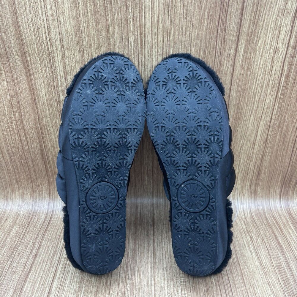 UGG Puff Yeah Sliders Women’s Size 9 Furry lined‎ Sandals Black Shoes - Picture 7 of 8